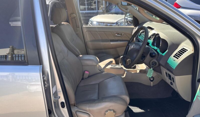 2007 Toyota Fortuner 4.0 V6 Auto 4×4 full