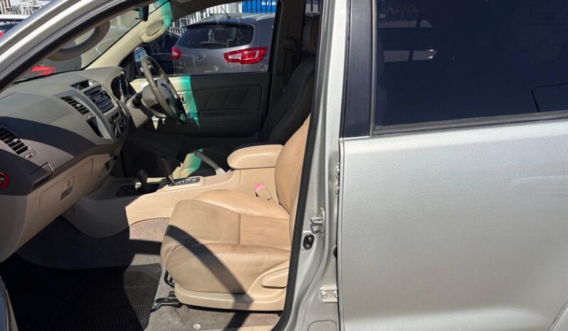 2007 Toyota Fortuner 4.0 V6 Auto 4×4 full