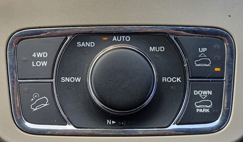 2013 Jeep Grand Cherokee 3.6 Overland (Silver) full