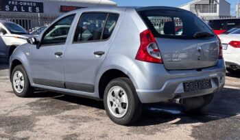 2010 Renault Sandero 1.6 Expression (Petrol,Manual) full