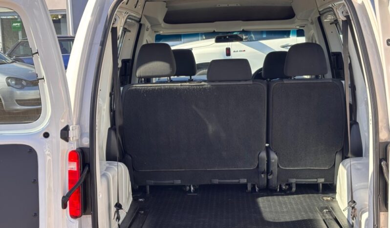 2017 VW Caddy Crewbus 2.0 TDi full