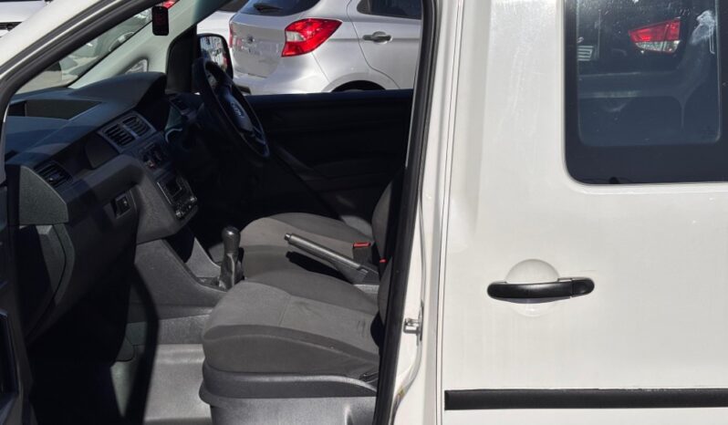 2017 VW Caddy Crewbus 2.0 TDi full