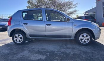 2010 Renault Sandero 1.6 Expression (Petrol,Manual) full