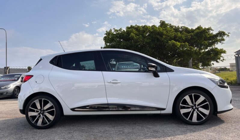 2015 Renault Clio IV Dynamique full
